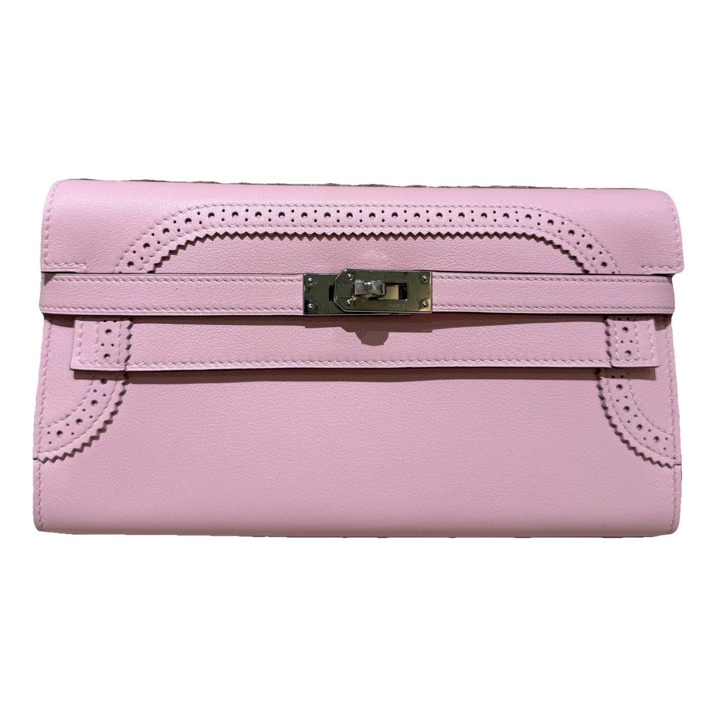 Kelly to go leather clutch bag