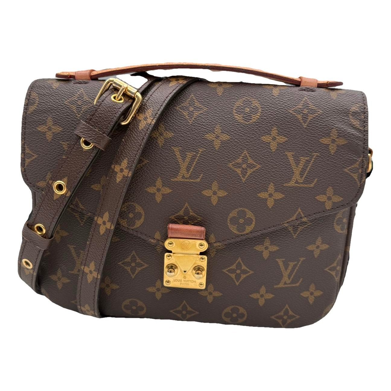 Metis leather handbag