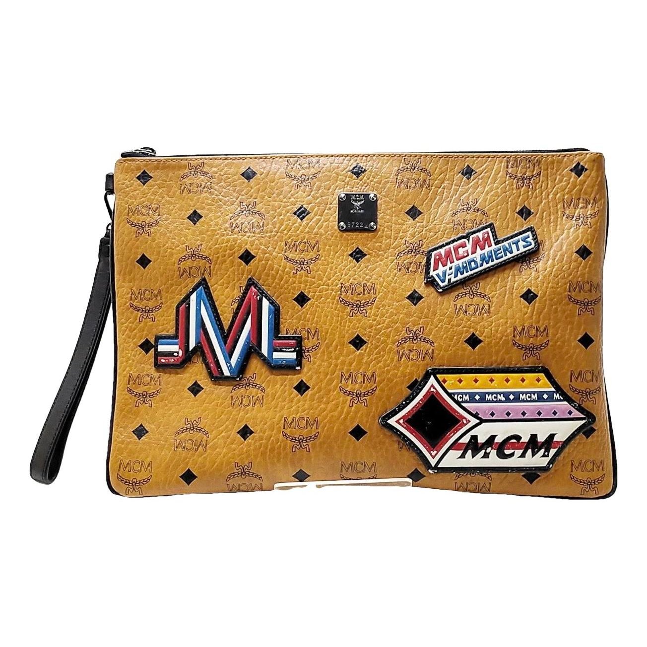 Leather clutch bag