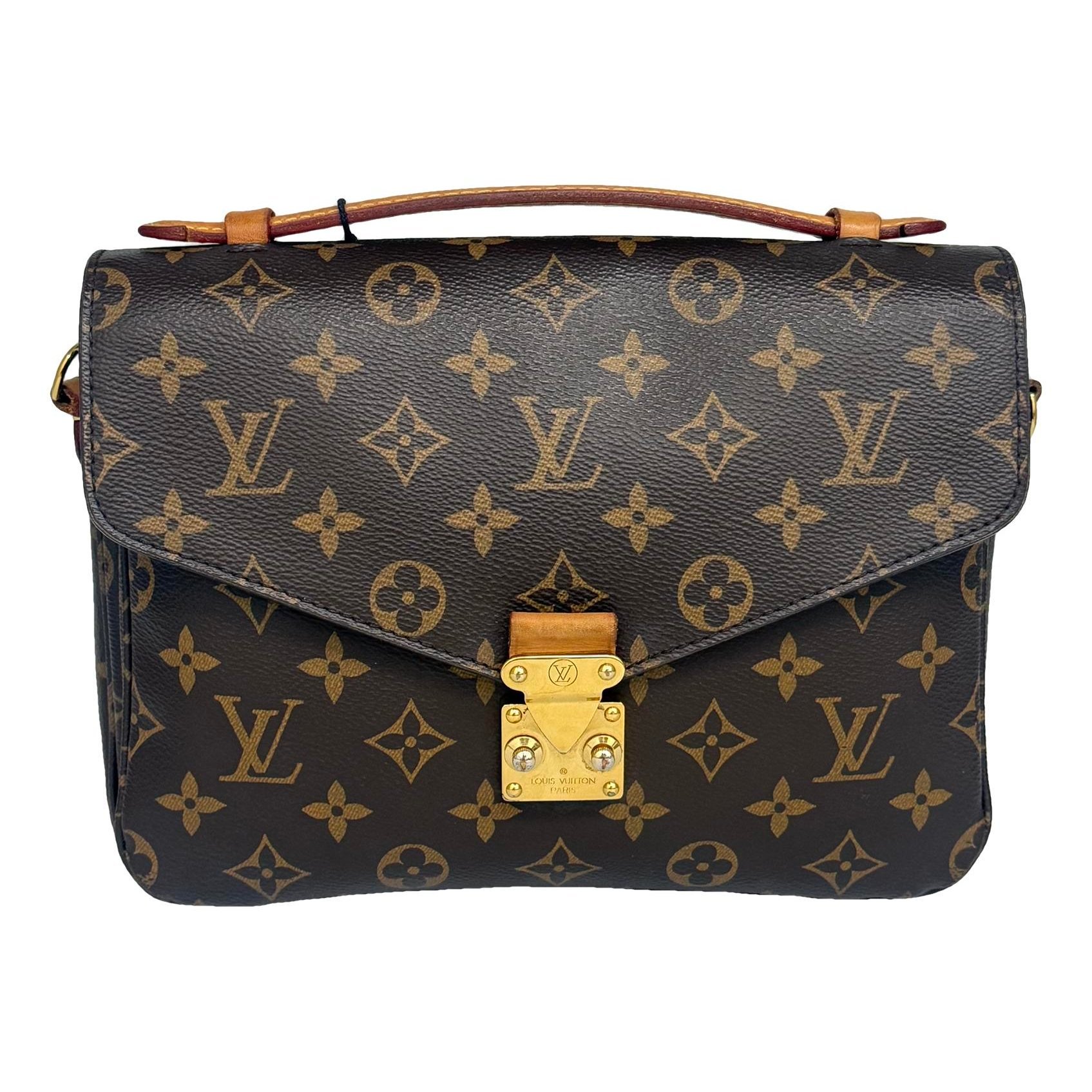 Metis leather handbag