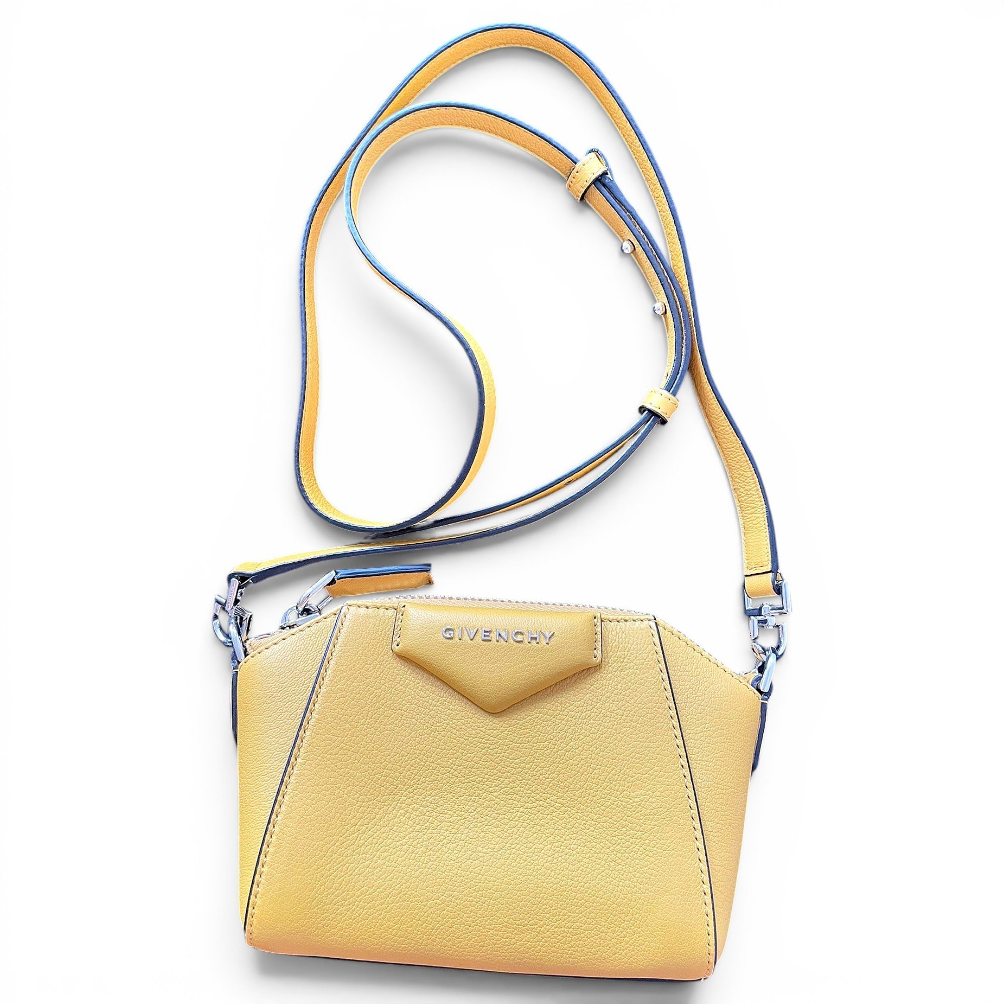 Givenchy Antigona leather crossbody bag