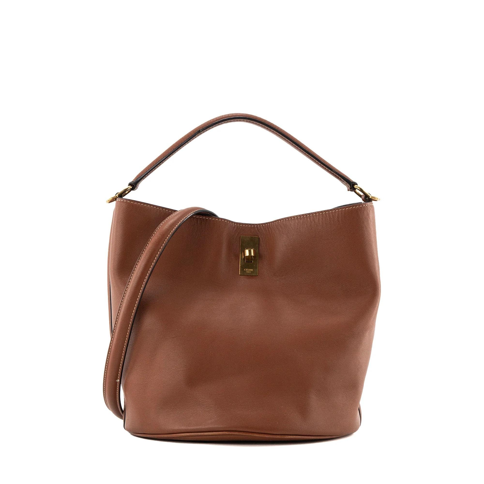 SEAU 16 leather bag