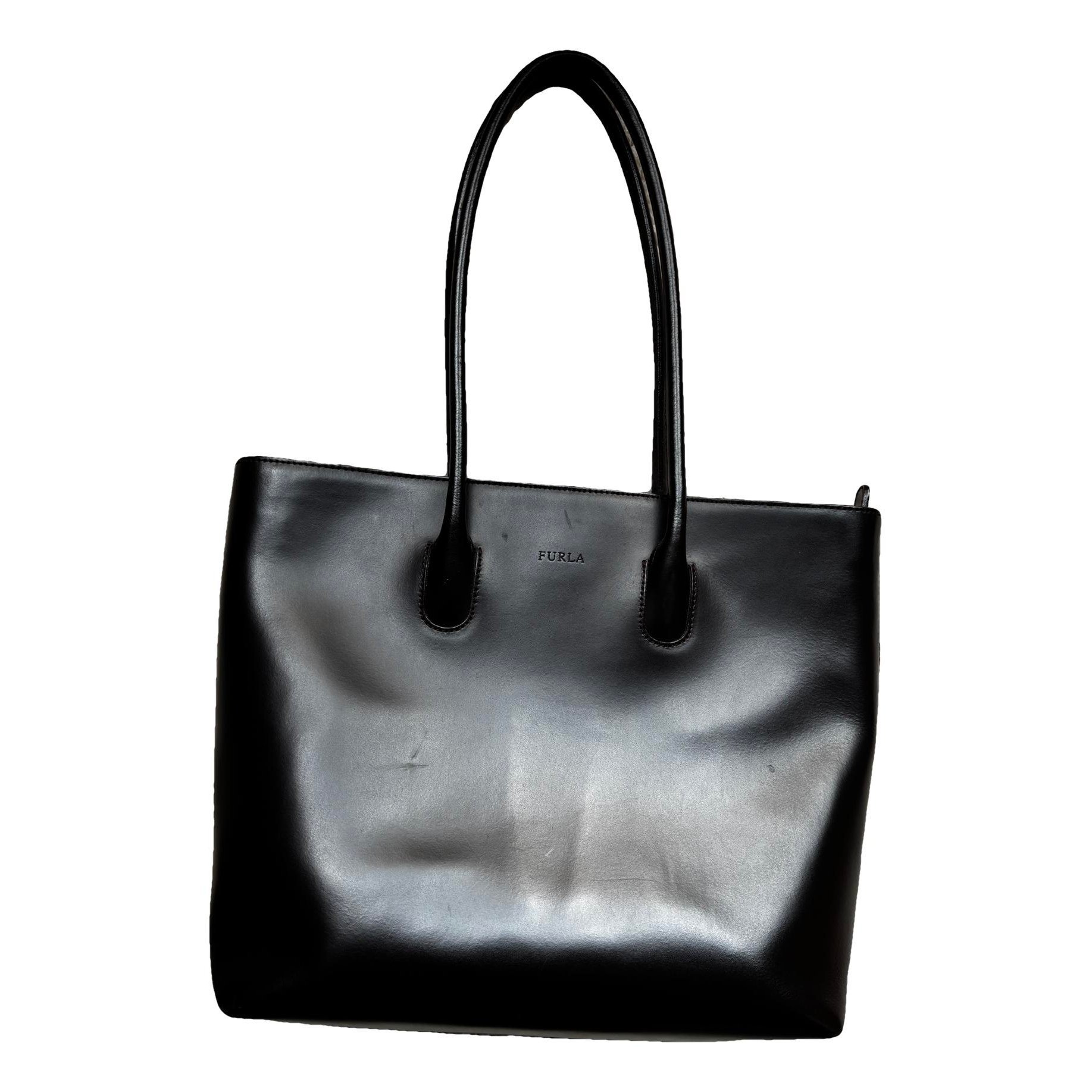 Leather tote