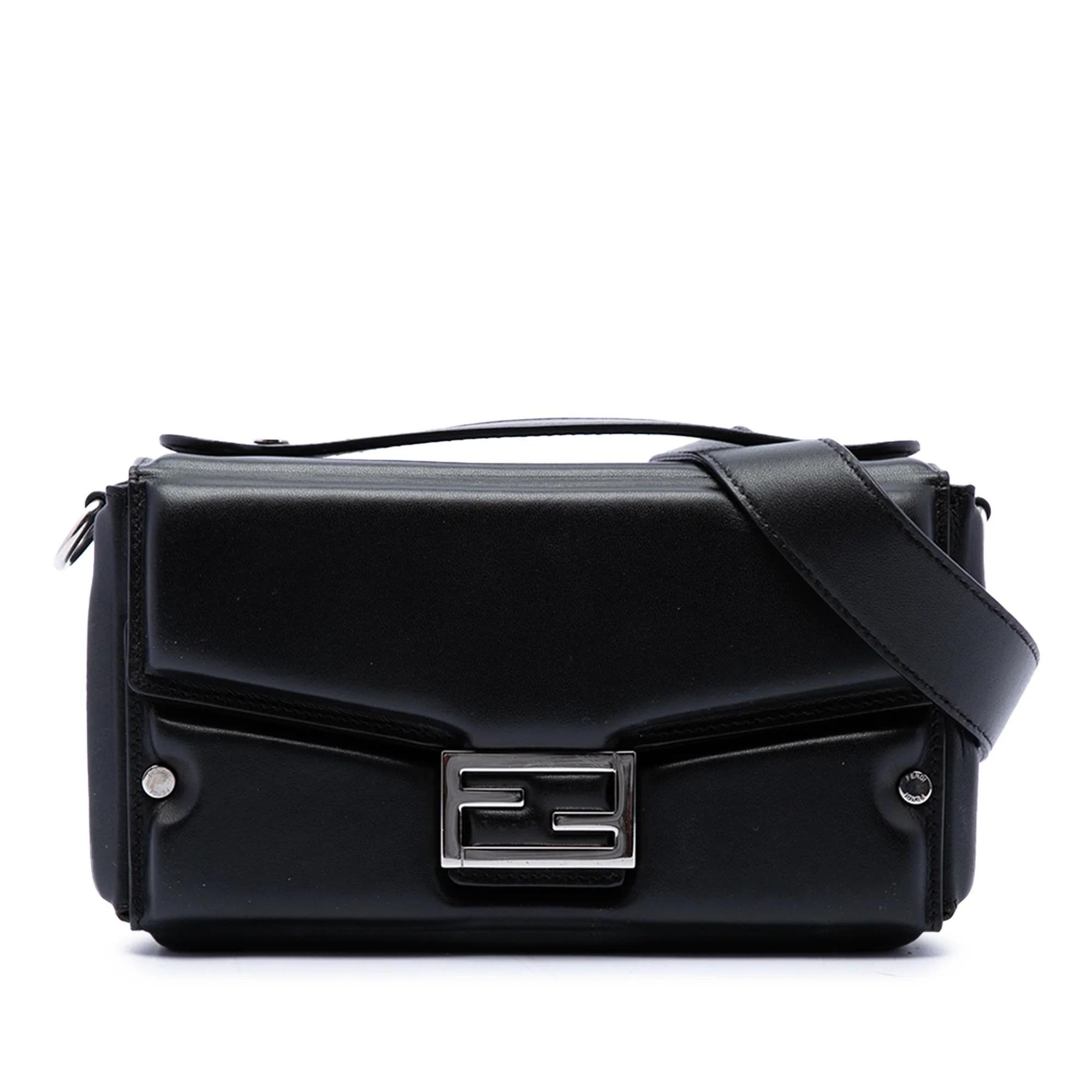 Baguette leather handbag