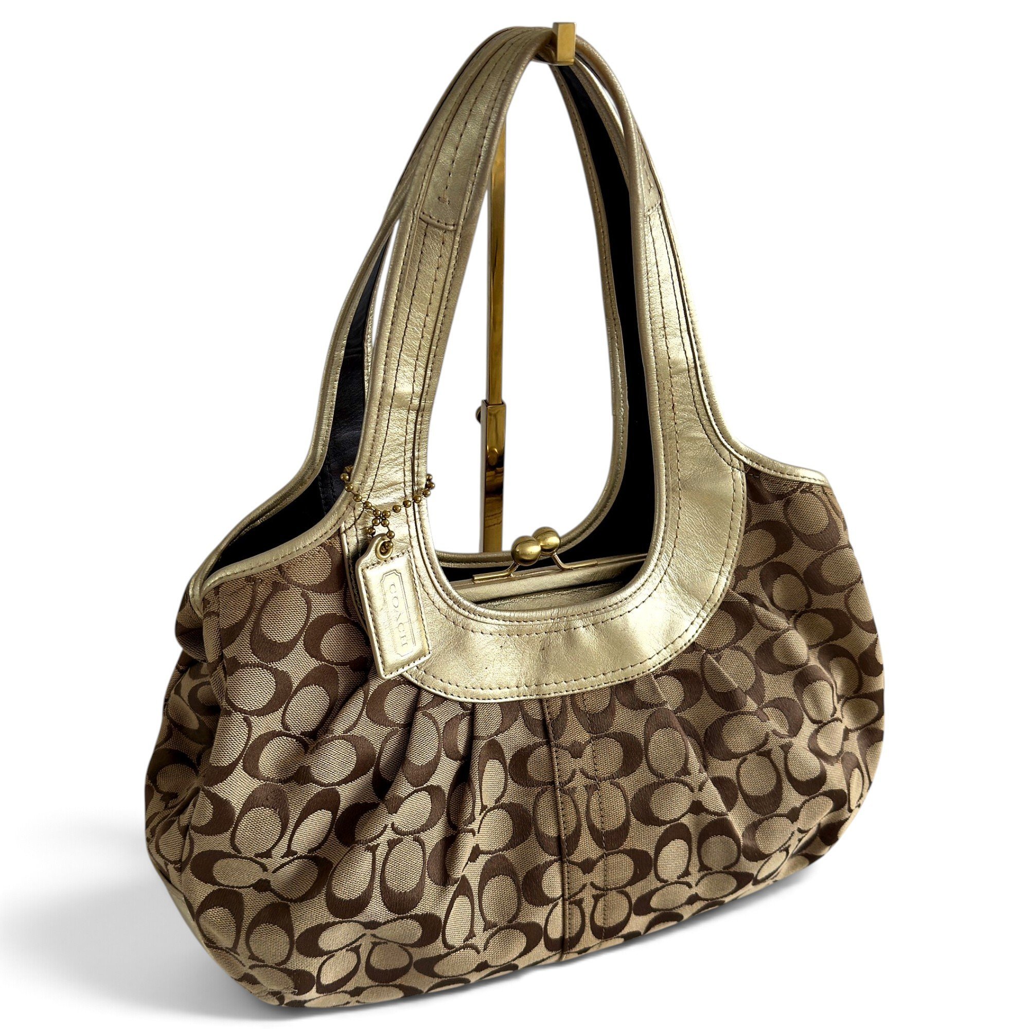Signature Sufflette cloth handbag