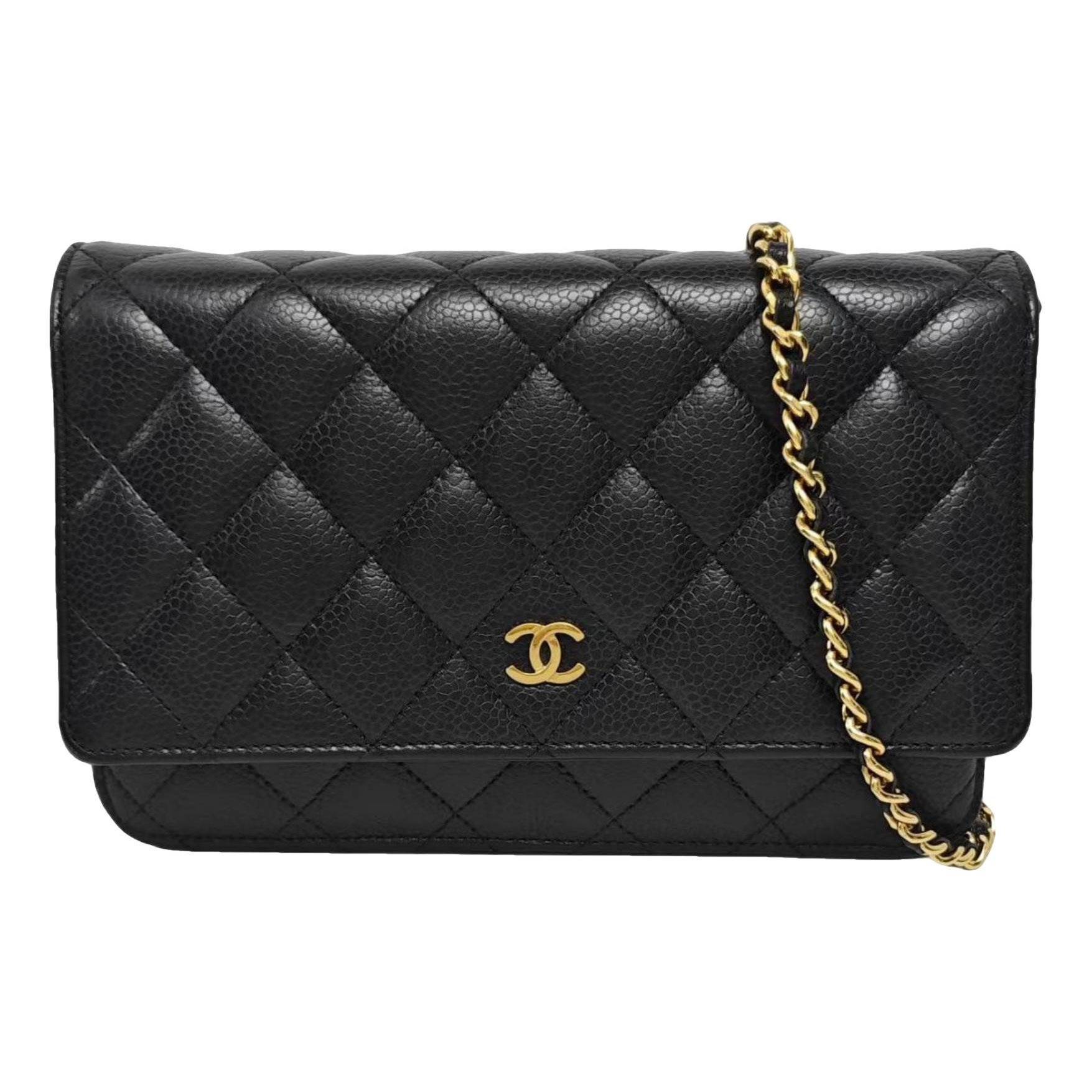 Wallet On Chain leather crossbody bag