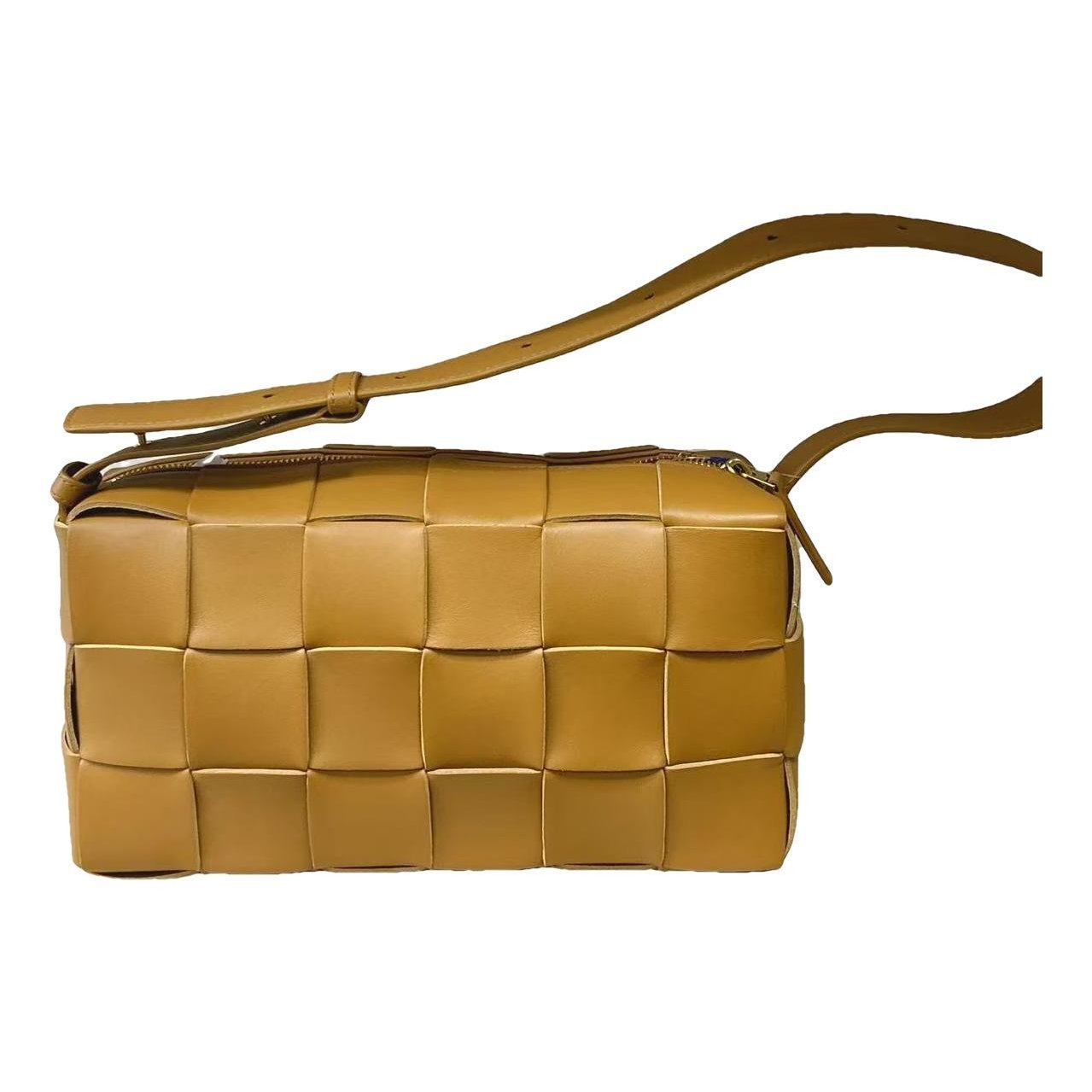 Brick Cassette leather handbag