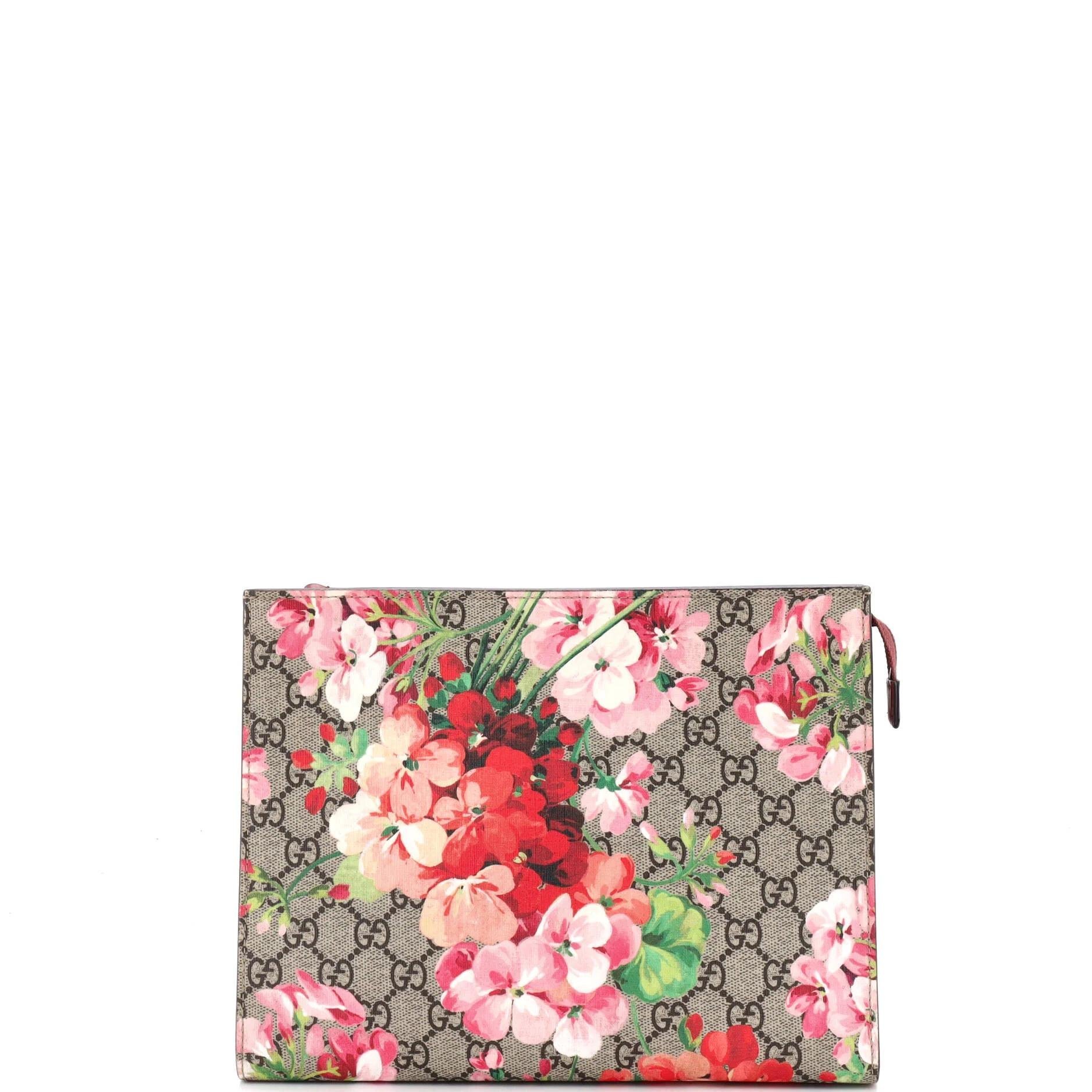 Cloth clutch bag