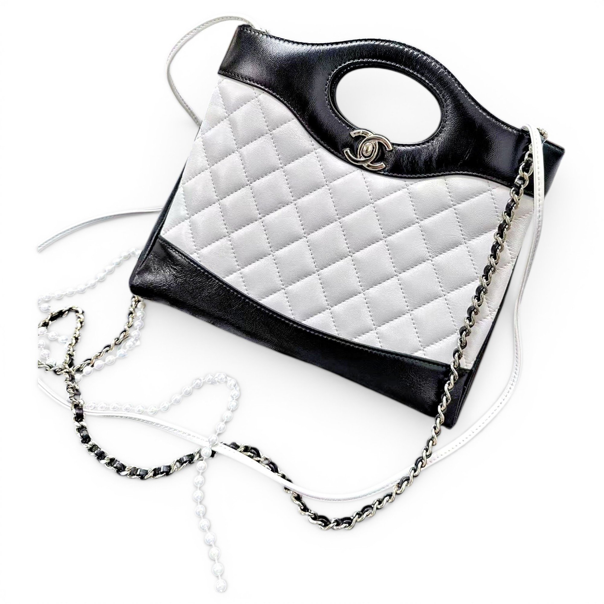 31 Vintage leather handbag