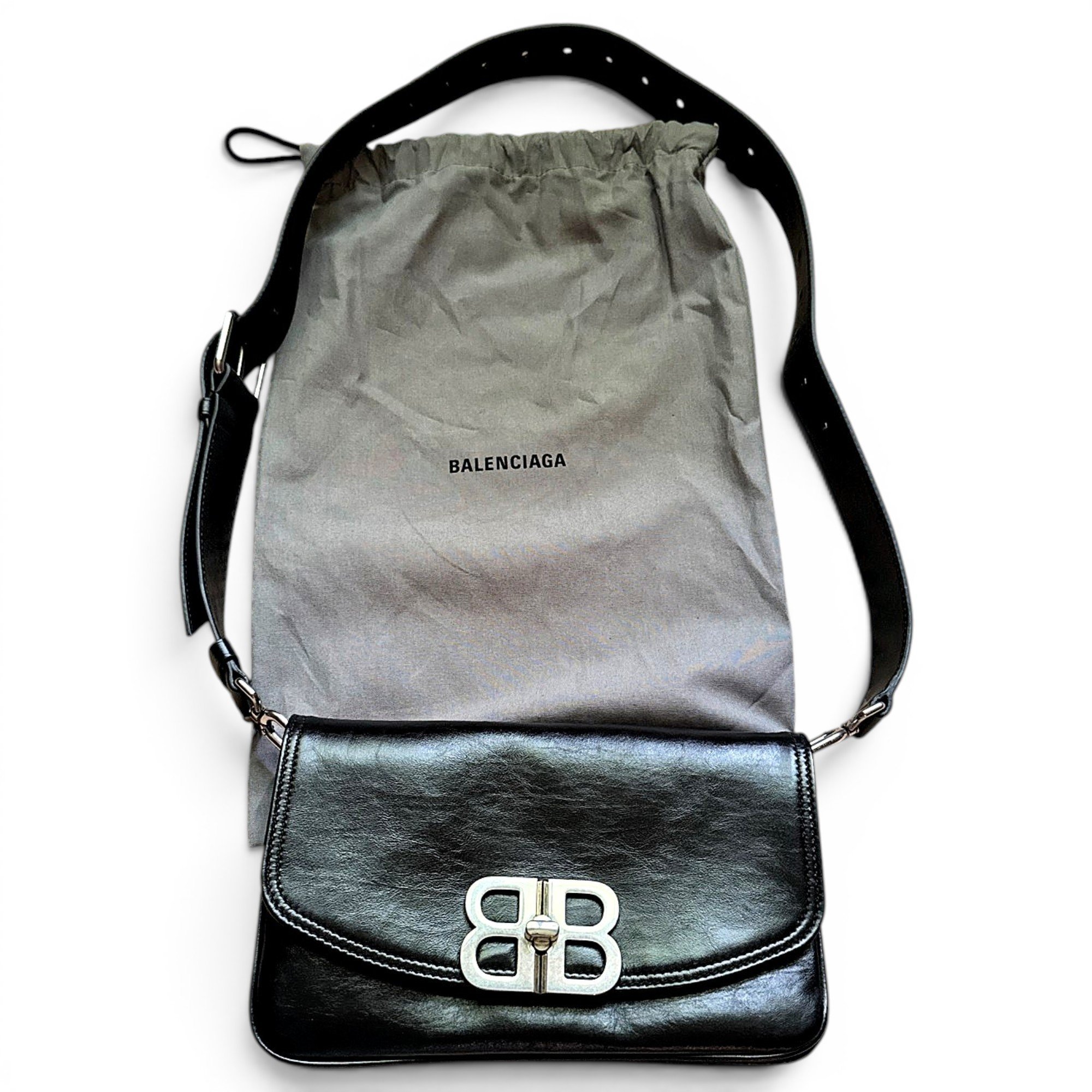 Lindsay leather handbag