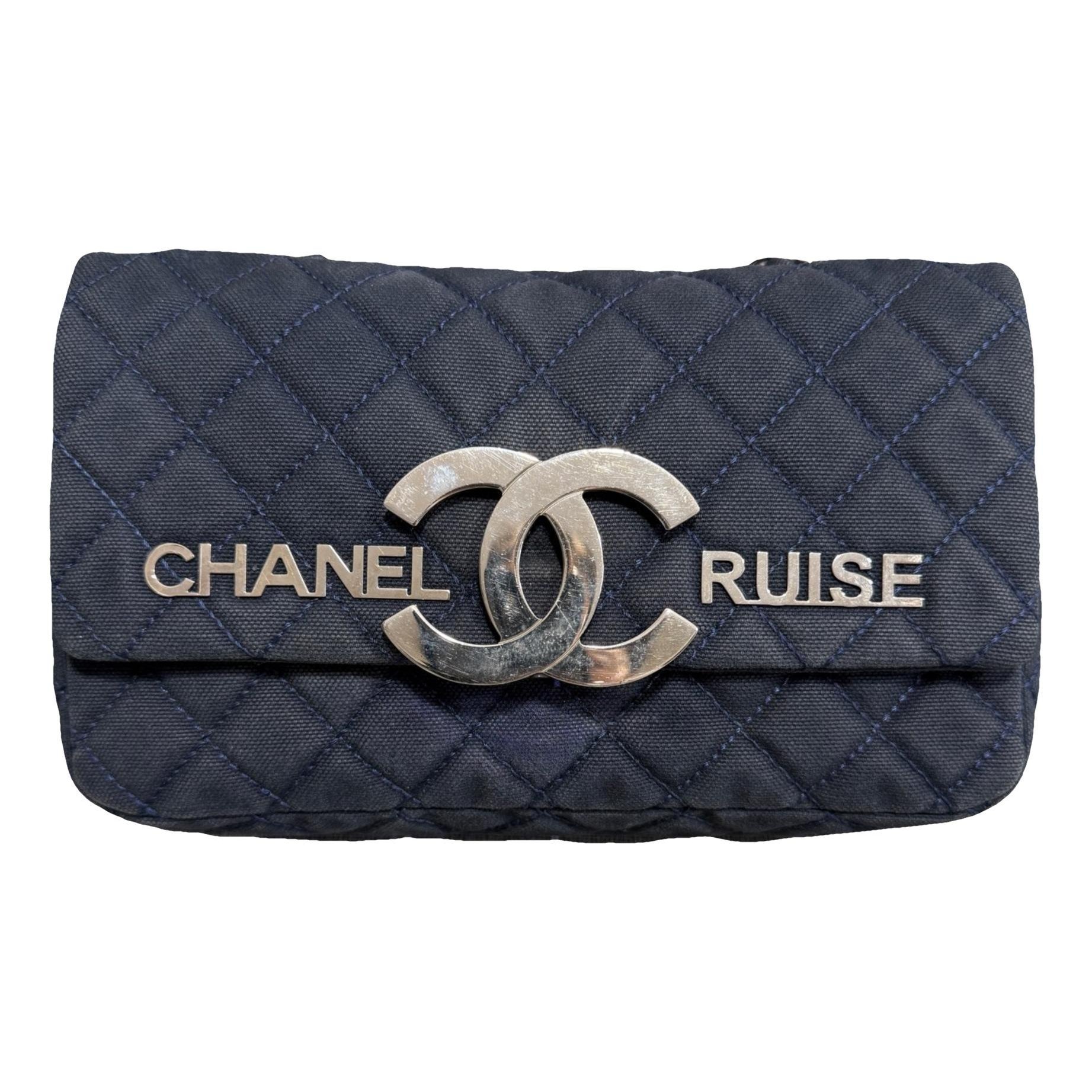 Timeless/Classique crossbody bag