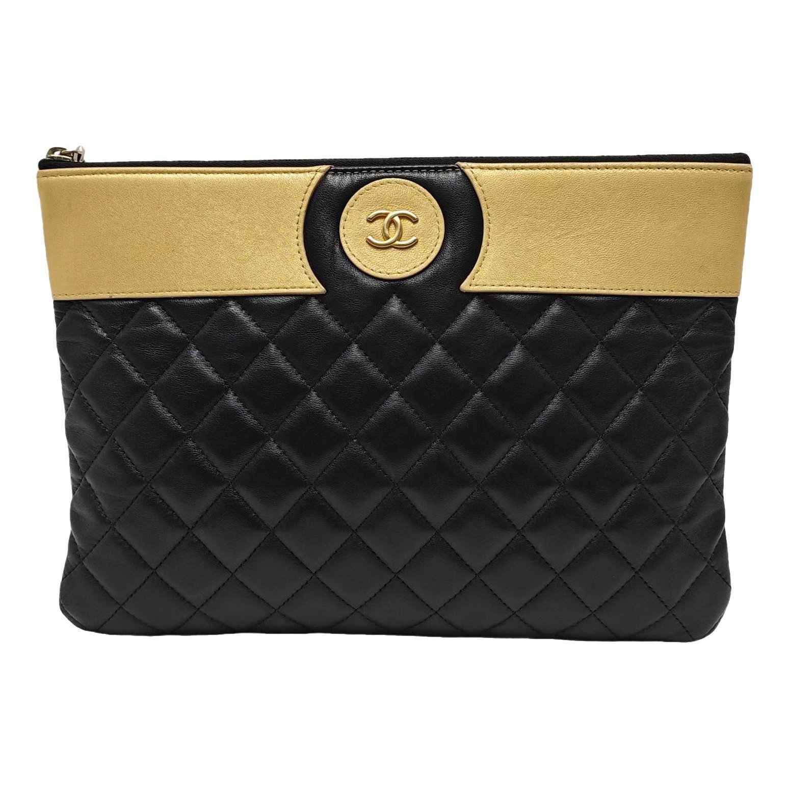 Leather clutch bag