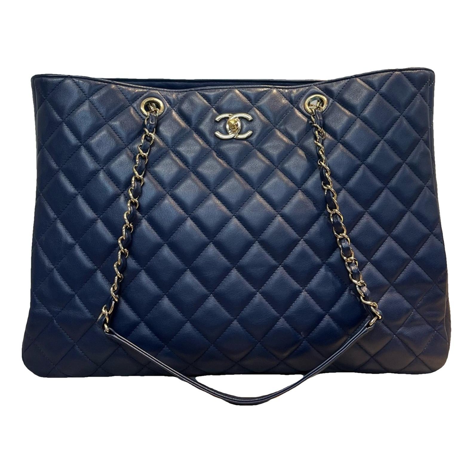 Classic CC Shopping leather tote