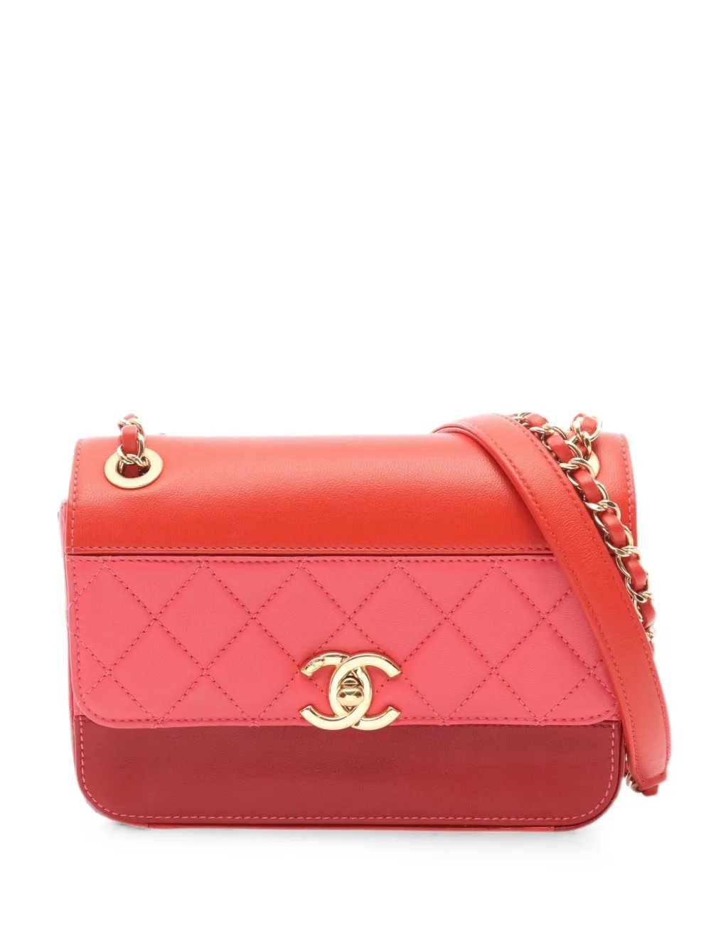 2019 Matelasse shoulder bag