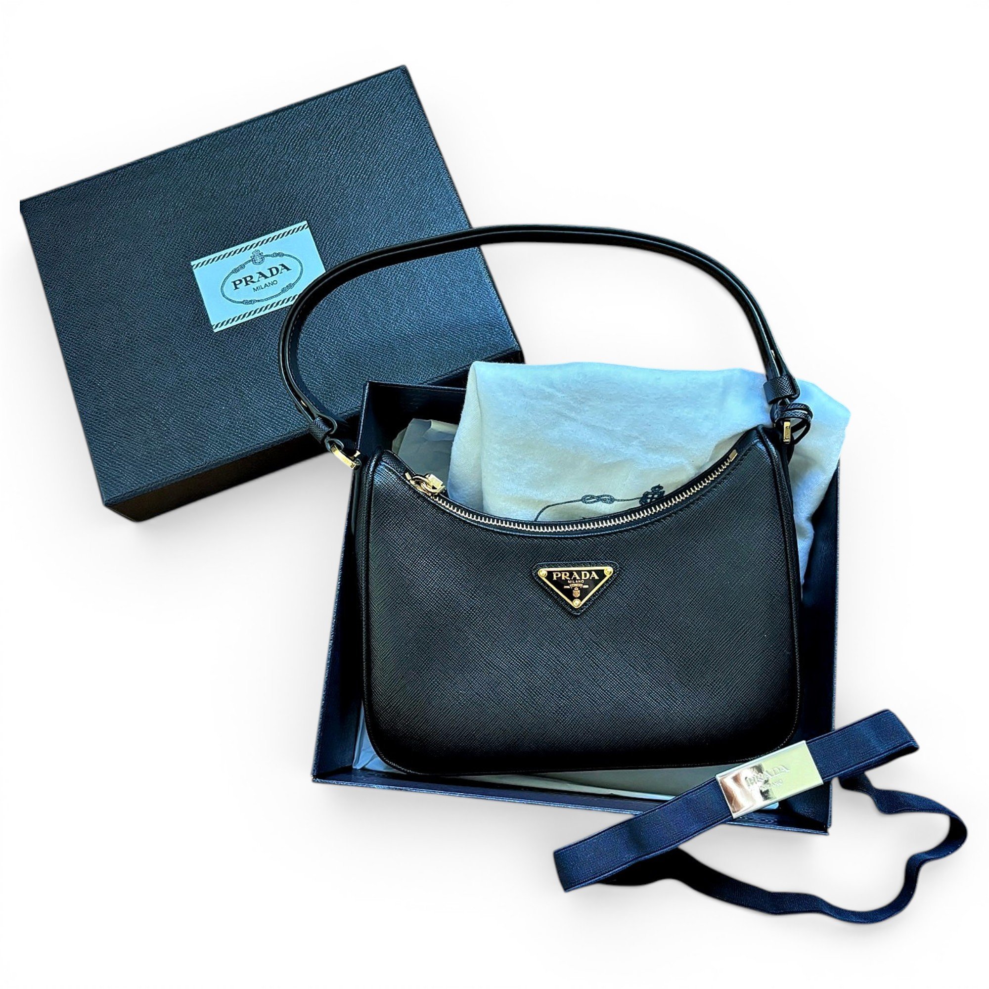 Re-edition leather handbag