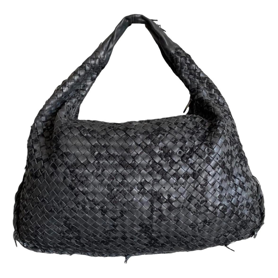Veneta leather handbag