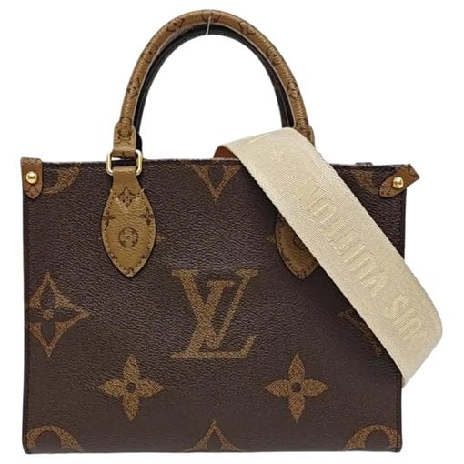 Onthego leather handbag