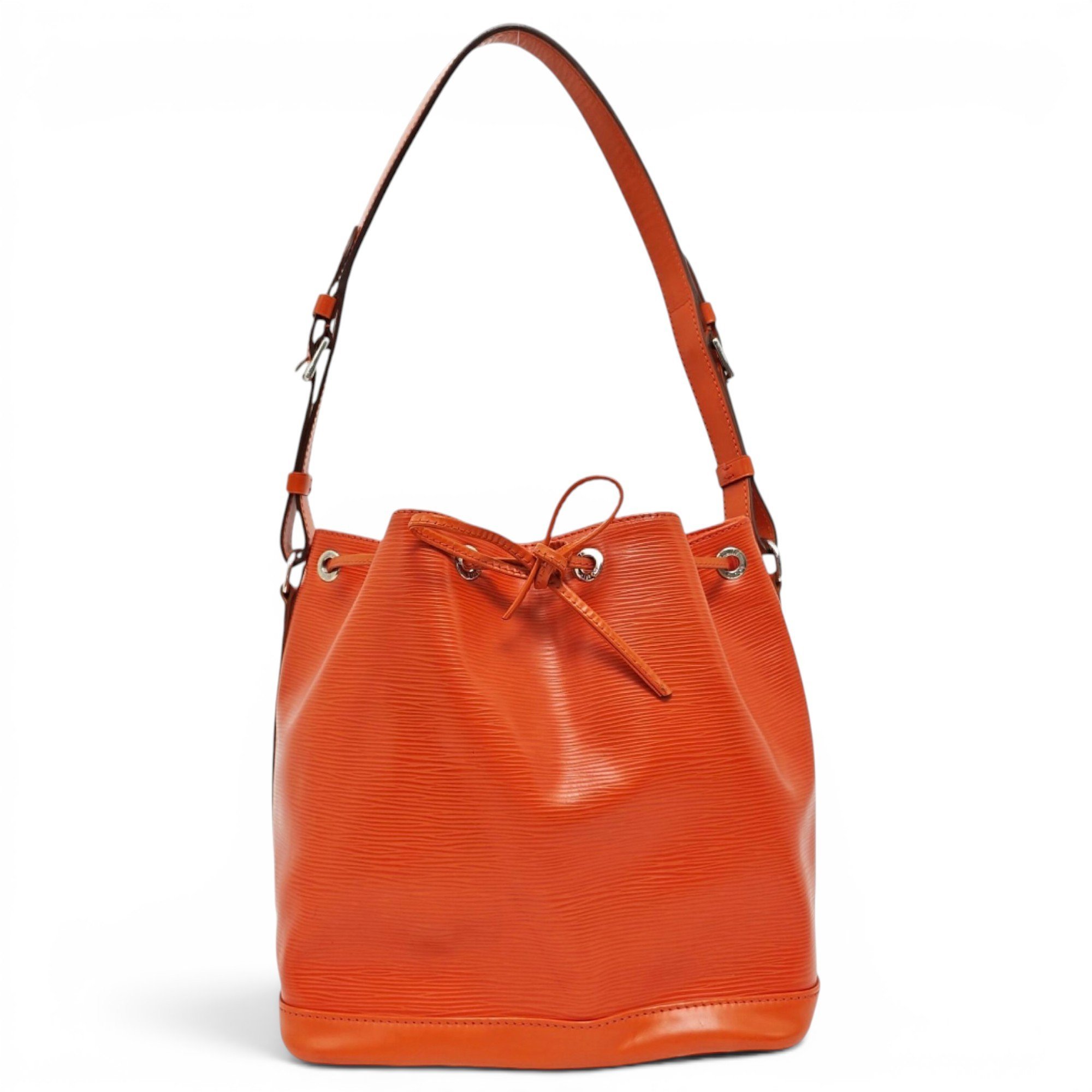 Noé leather handbag