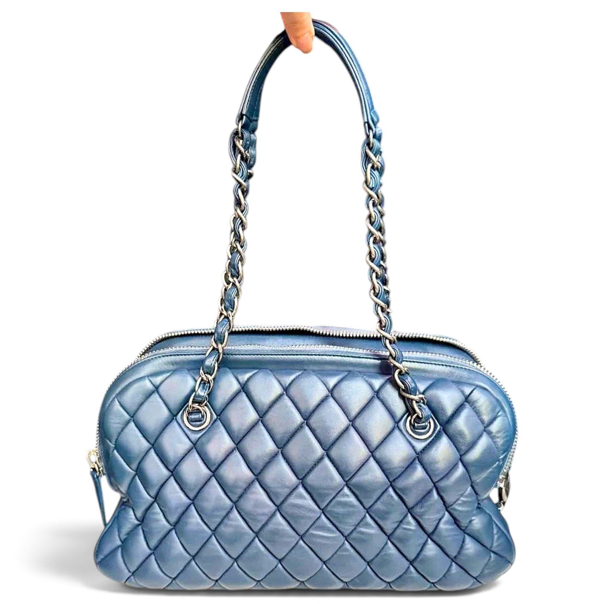 Leather bowling bag