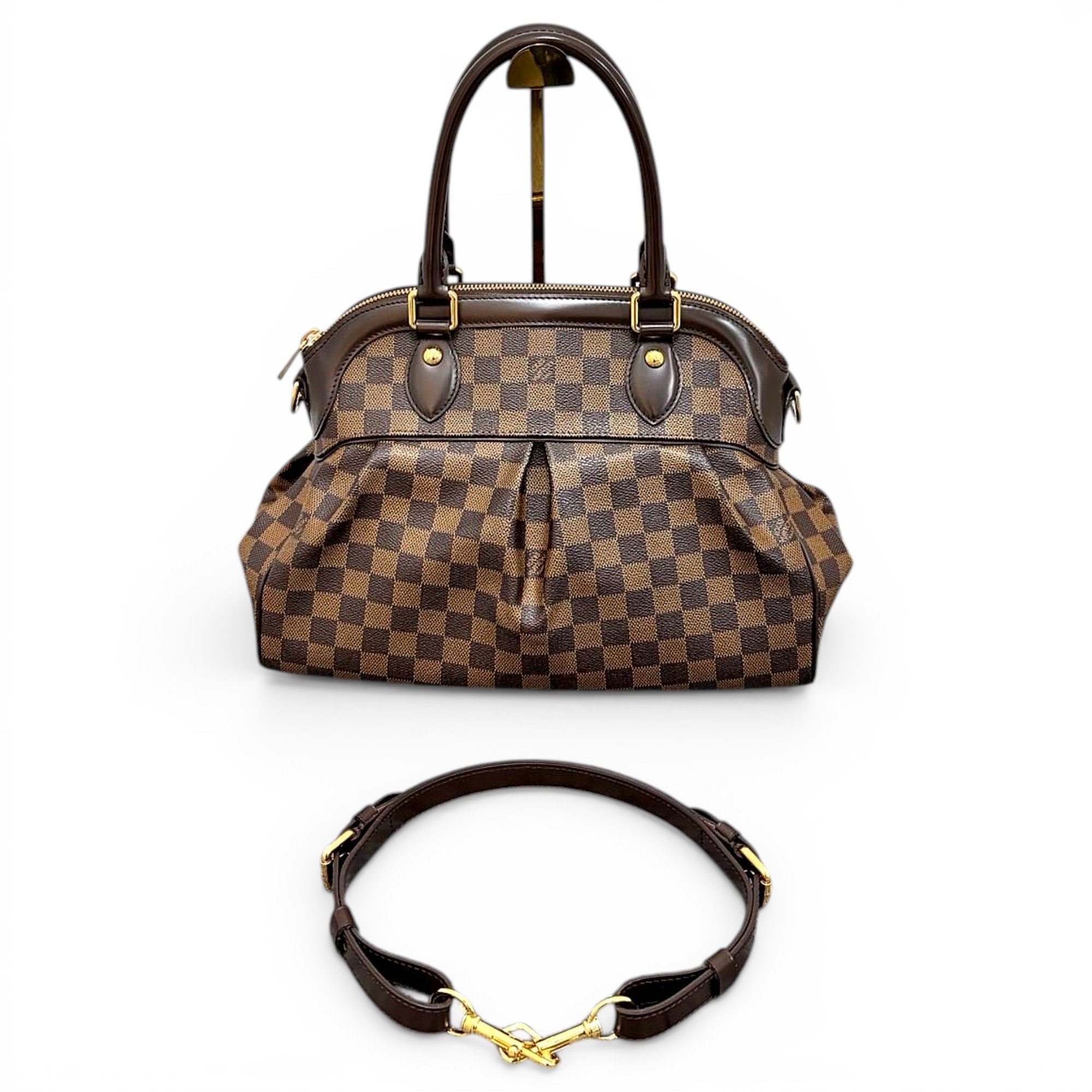 Trevi leather handbag