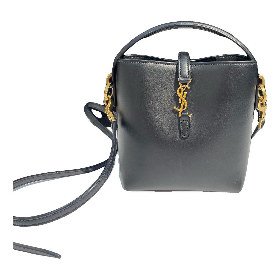 Le 37 leather handbag