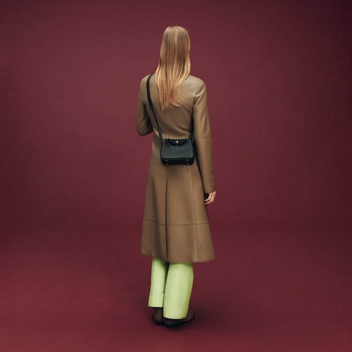 Noir Lindy II Mini Bag