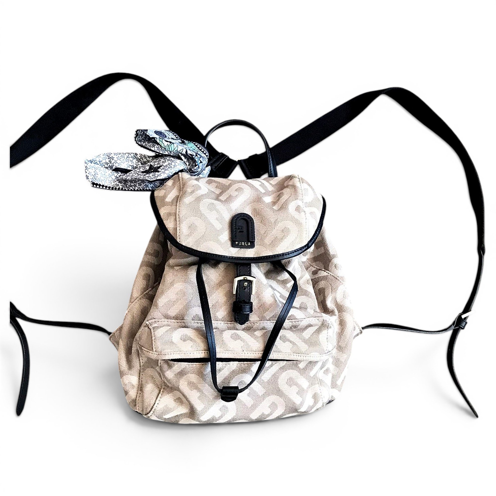 Cloth backpack