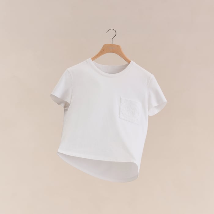 Blanc Embroidered Pocket T-shirt