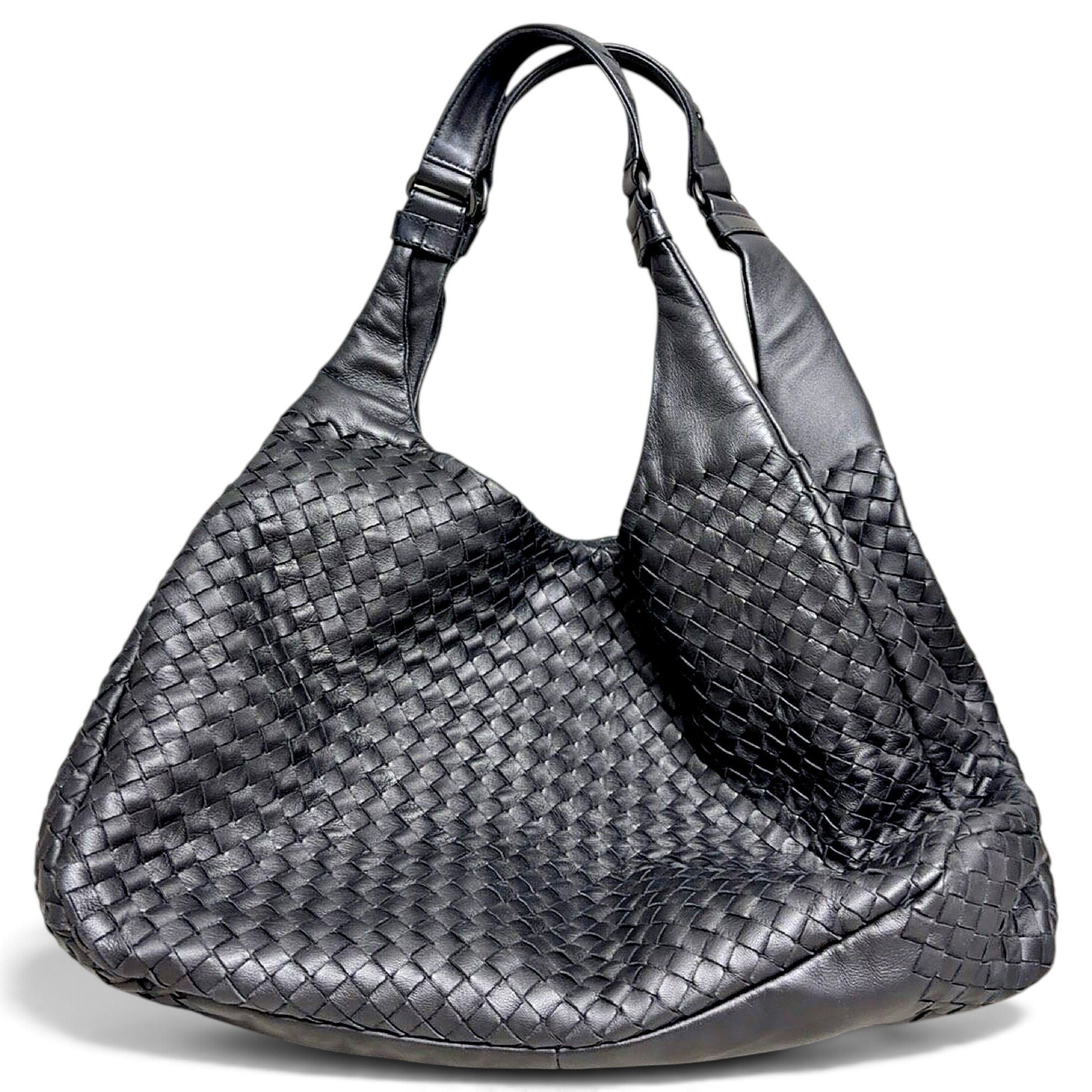 Veneta leather handbag