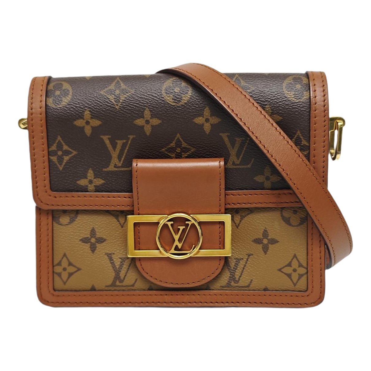 Dauphine leather handbag