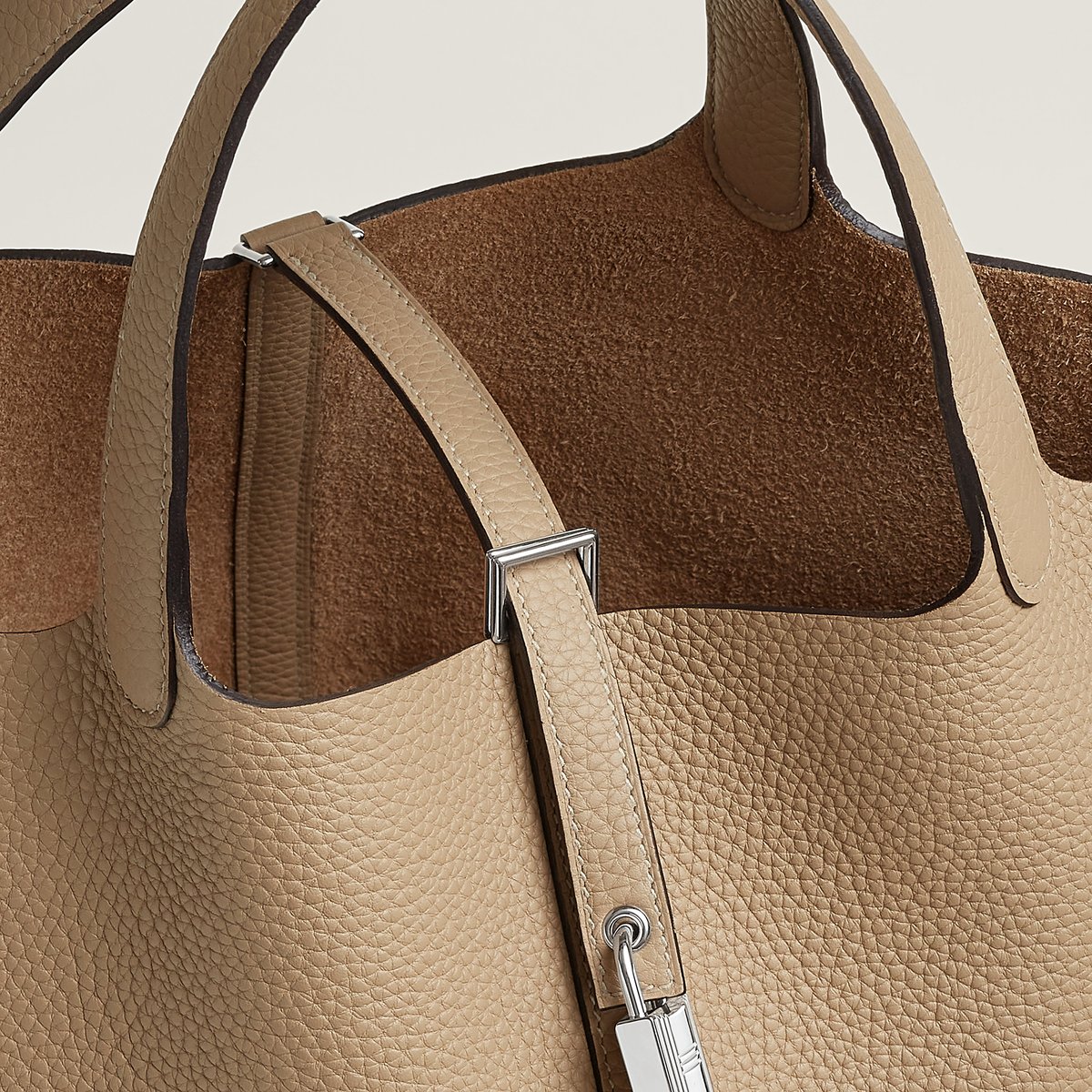 Trench Picotin Lock 22 Bag