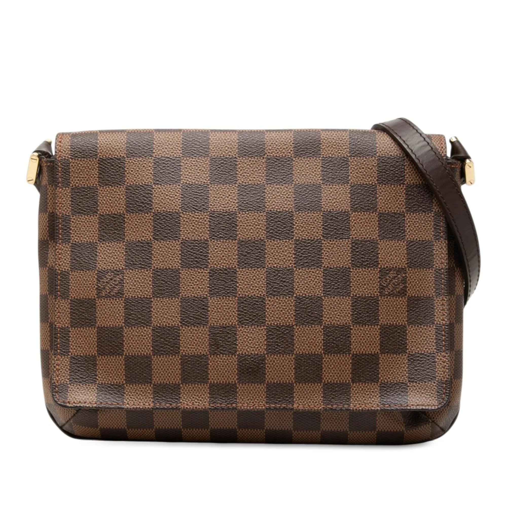 Musette leather handbag