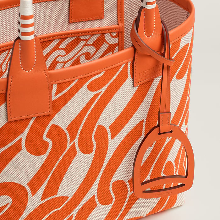 Steeple 25 Bag