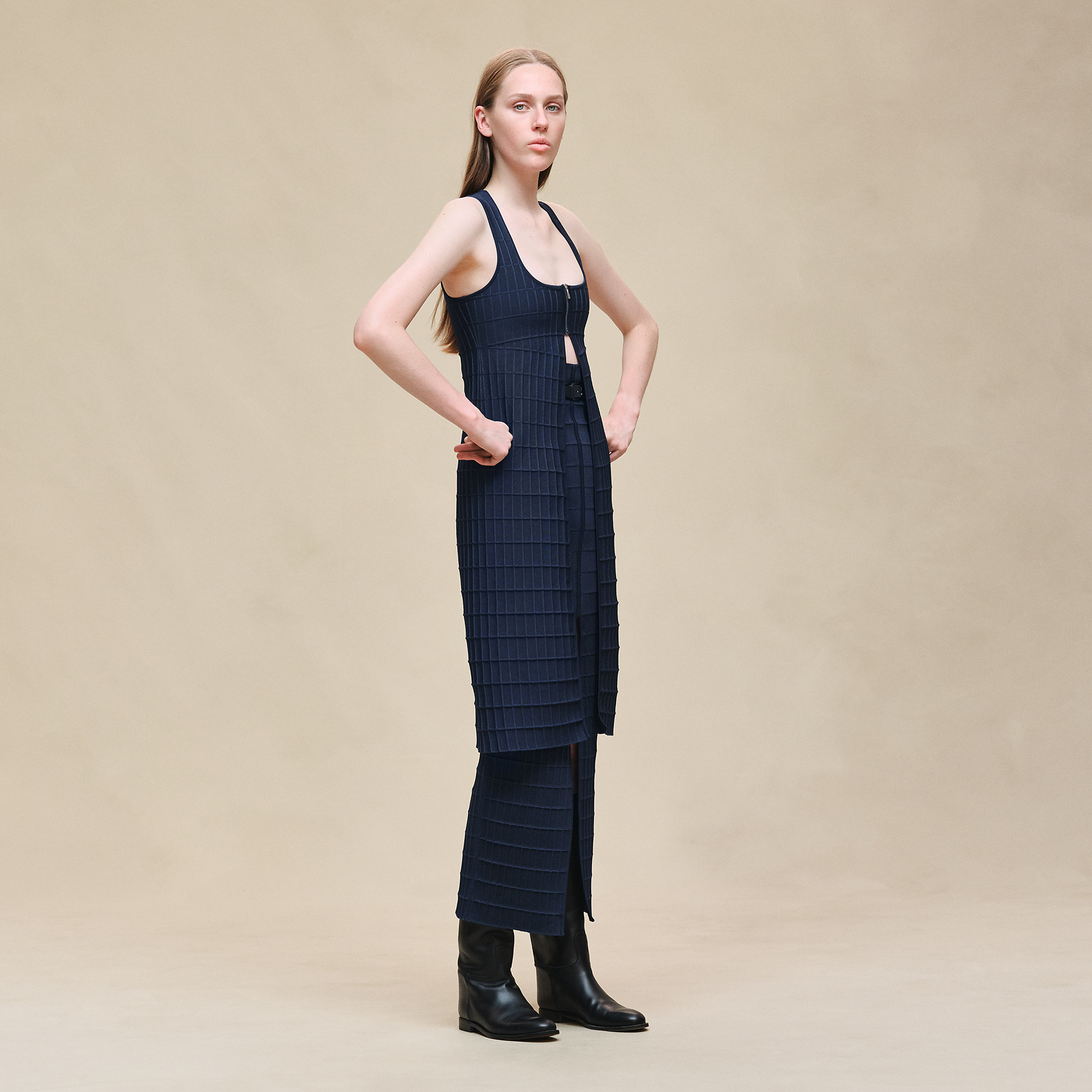 Long skirt with slit