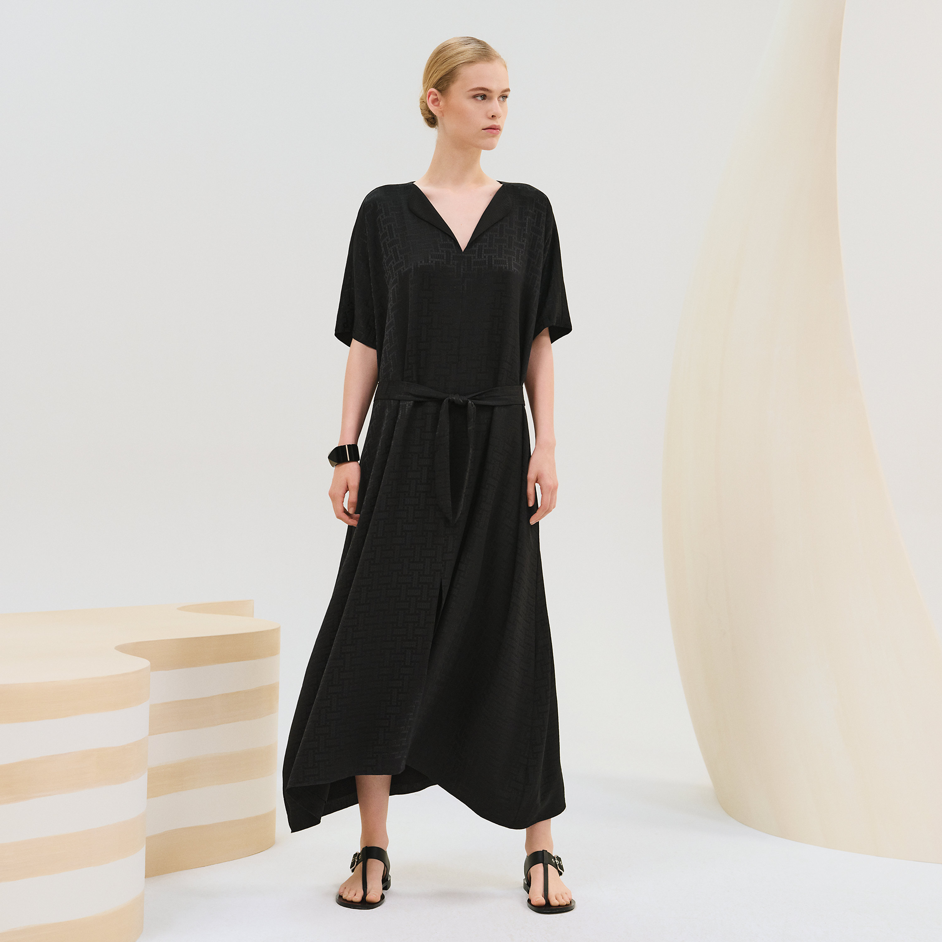 "Mosaique" belted caftan