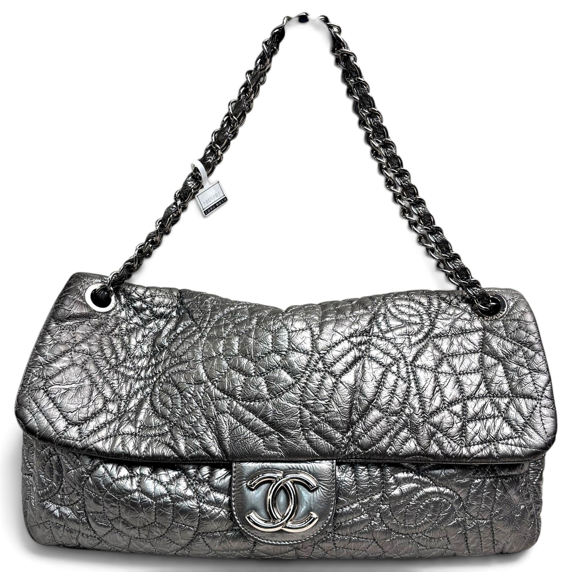 Timeless/Classique leather crossbody bag