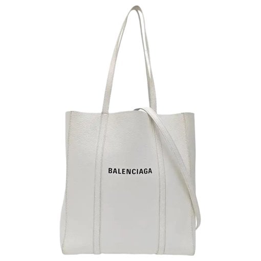 Everyday leather handbag