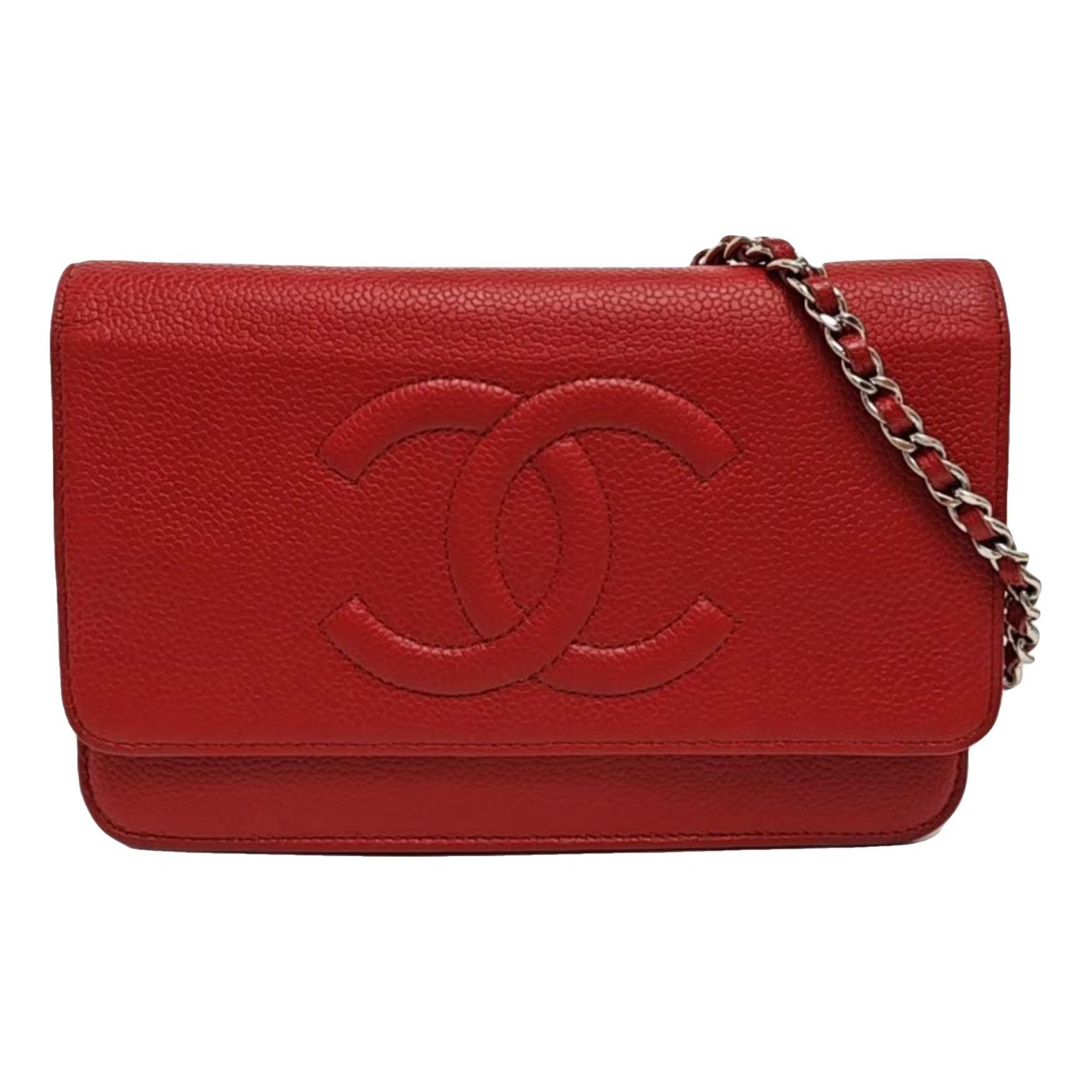 Wallet On Chain leather crossbody bag