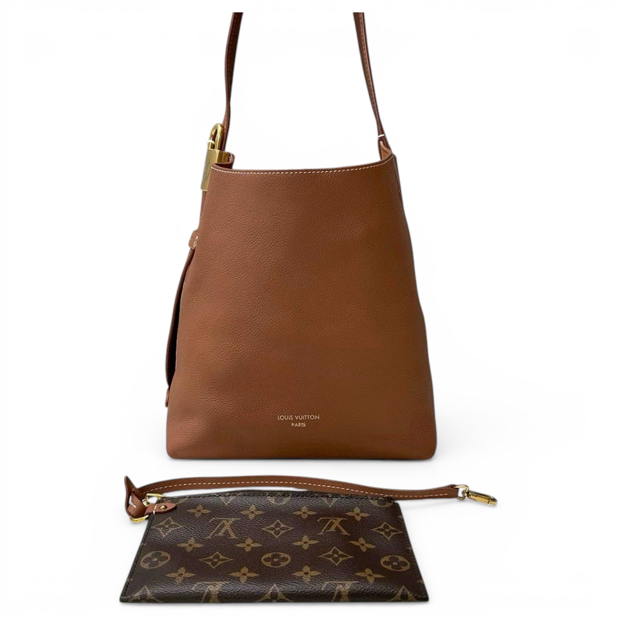 Low Key Hobo leather handbag