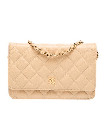 Classic Quilted Wallet on Chain