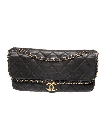 Chain Me Flap Bag