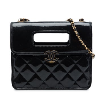 Mini Quilted Patent Graphic Catch Flap
