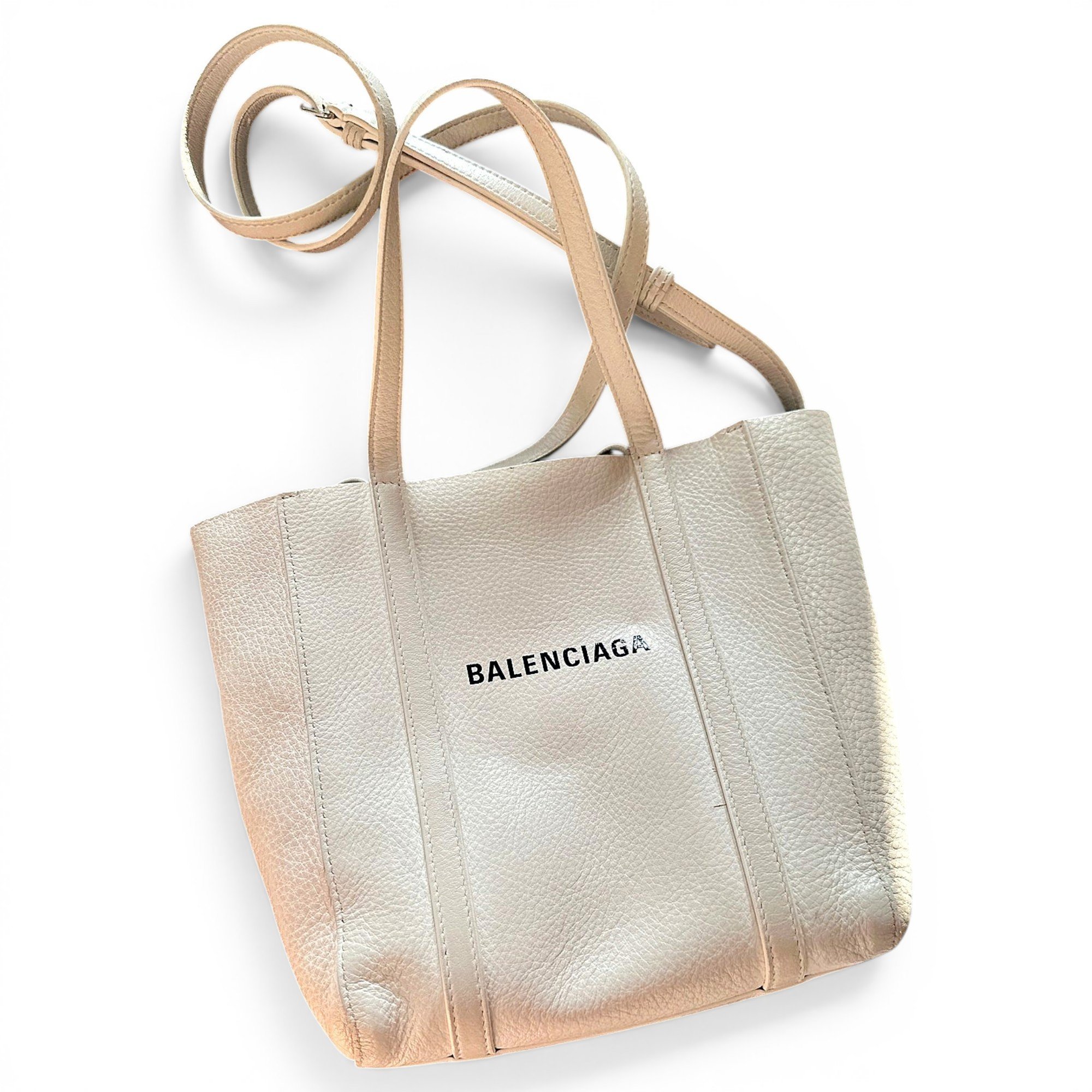 Balenciaga Everyday leather tote