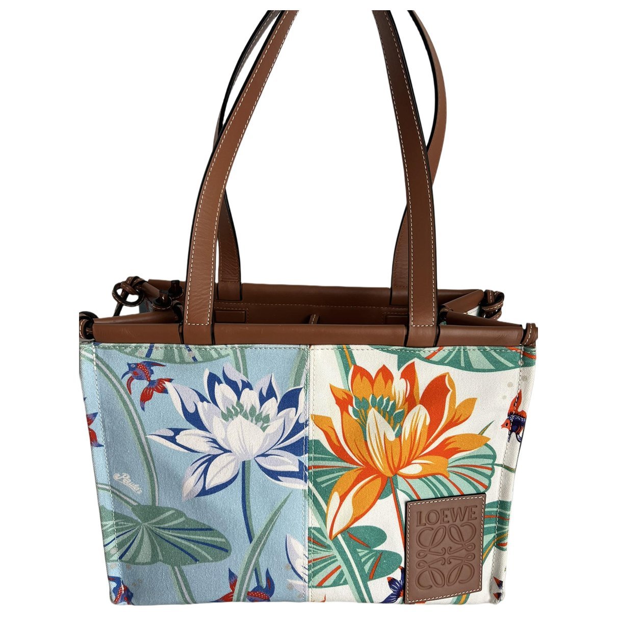 Cushion leather tote