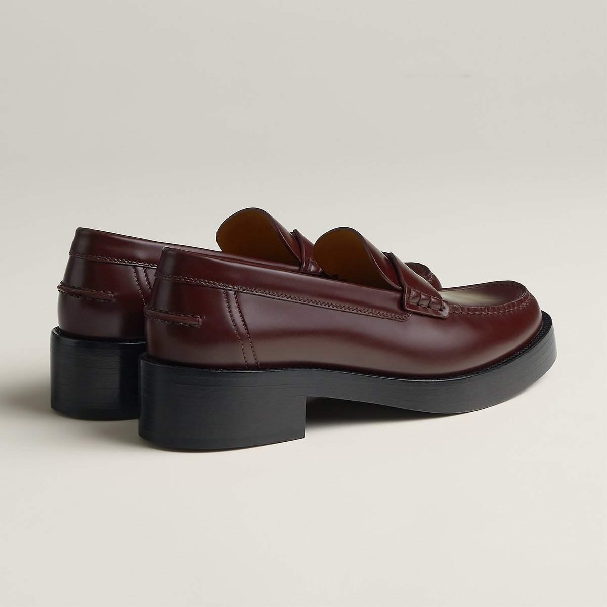 Hour loafer