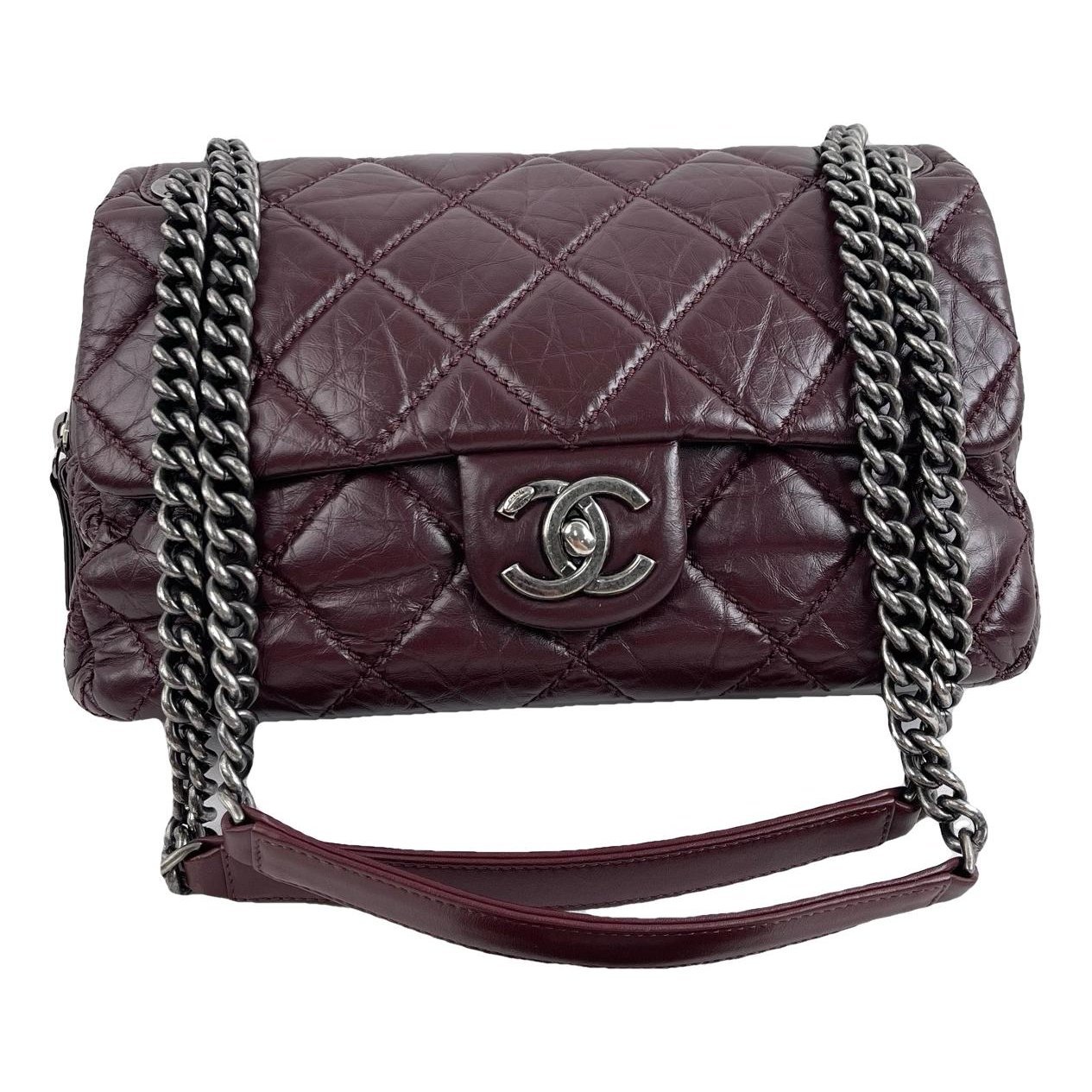 Timeless/Classique leather crossbody bag