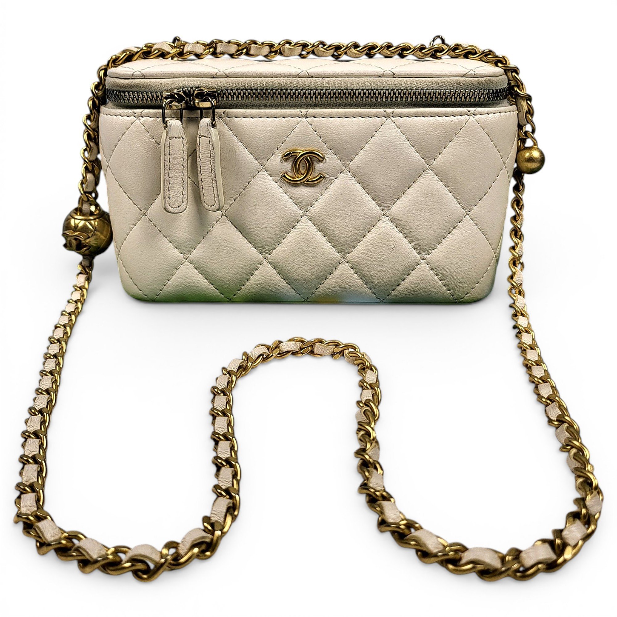 Trendy CC Vanity leather handbag