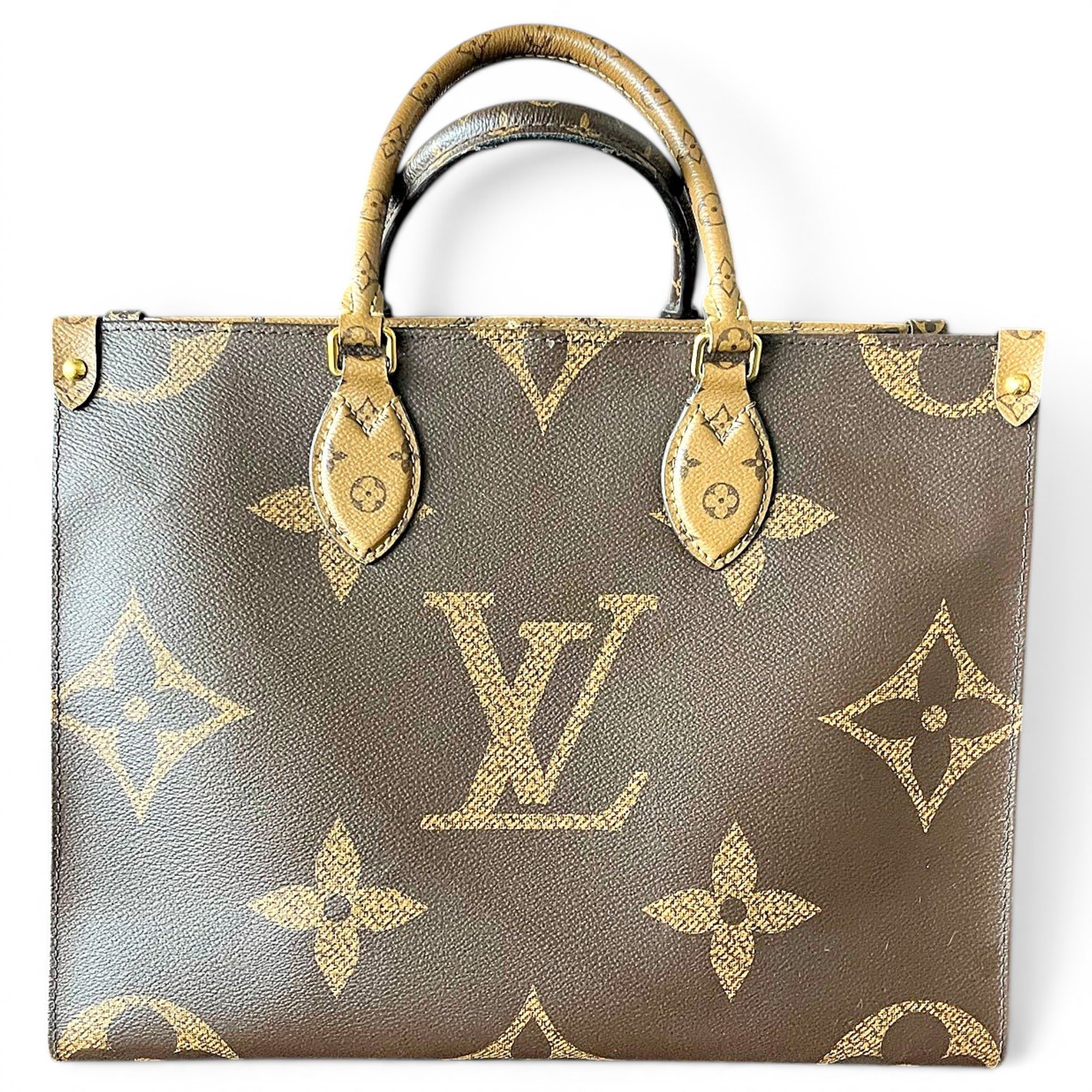 Onthego leather handbag