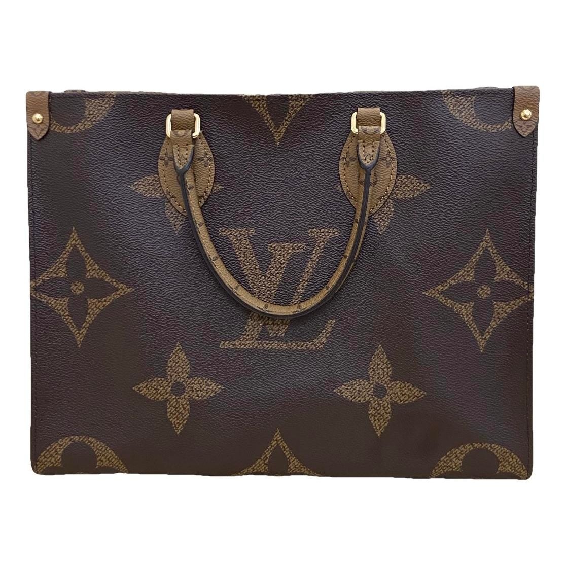 Onthego leather handbag