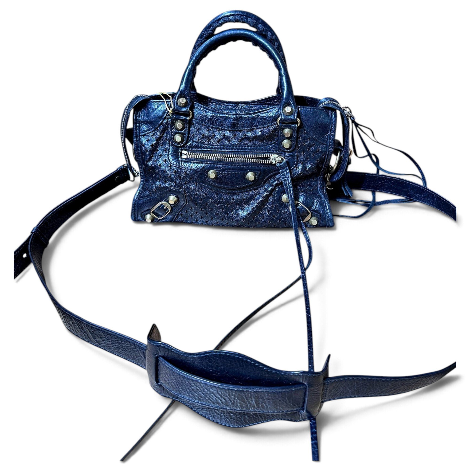 City leather handbag
